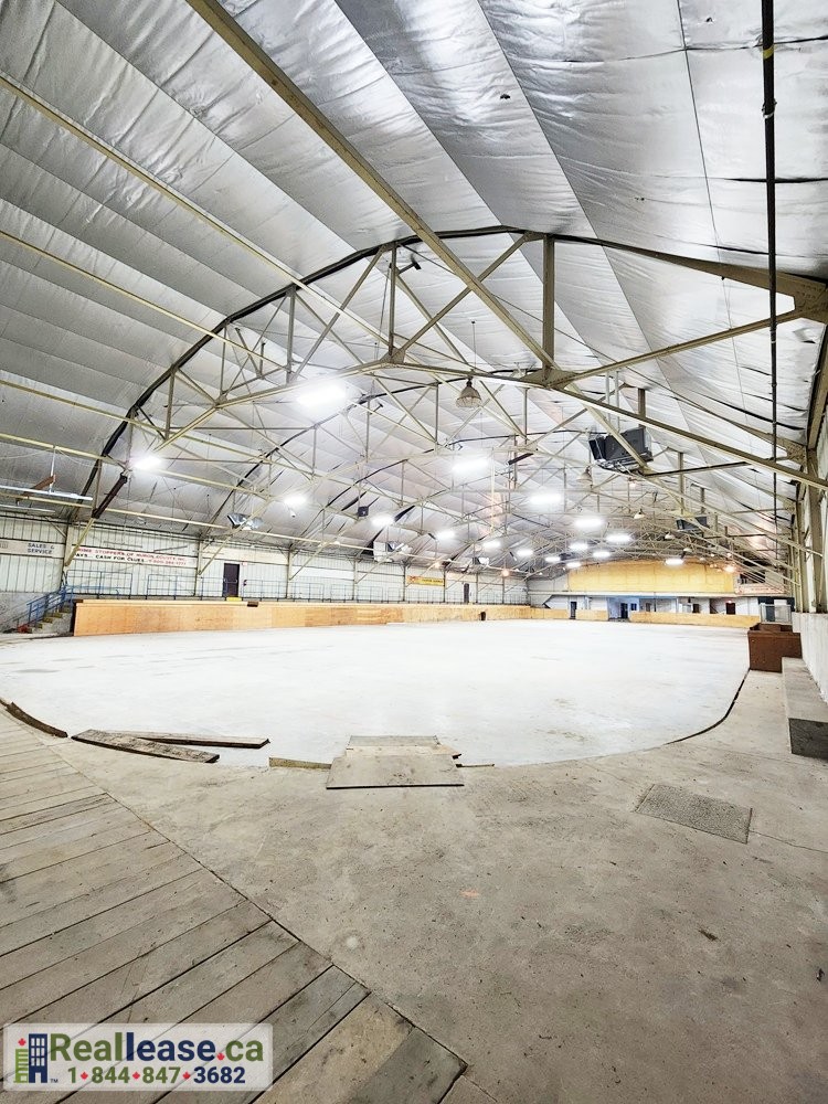 reallease.ca - Hockey Arena for lease In Wingham 3