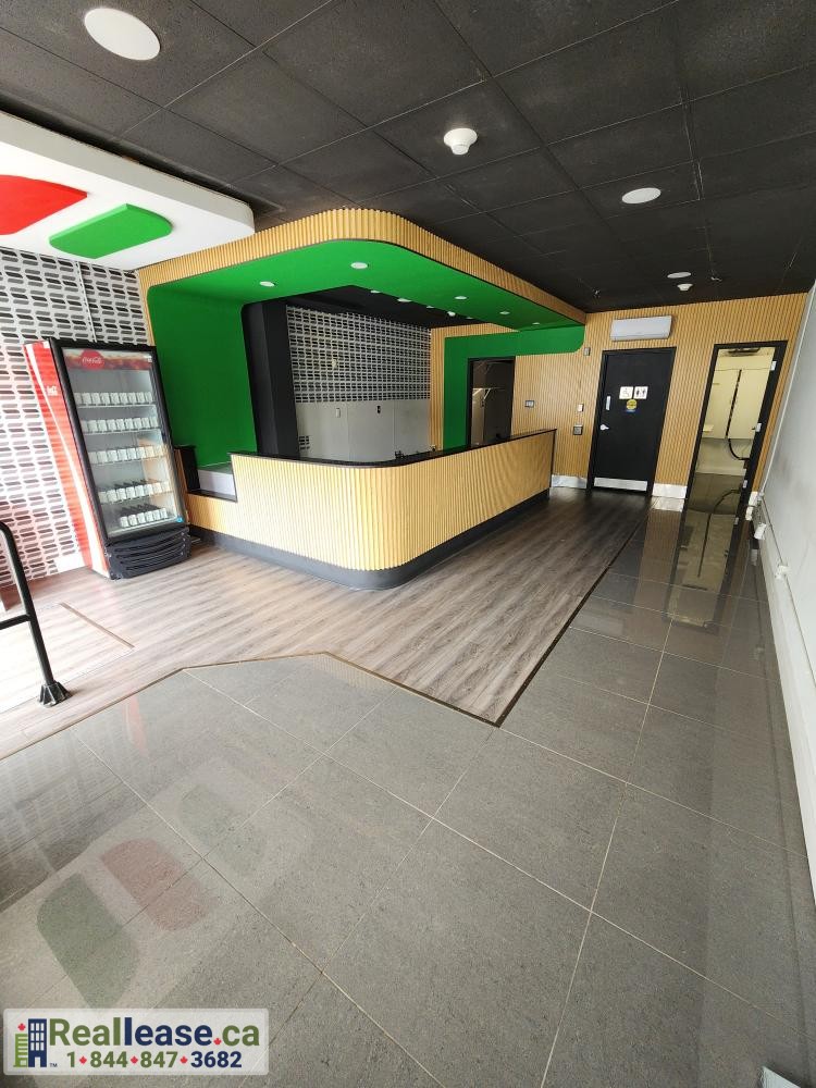 Restaurant for lease in Arthur Ontario - Commercial lease