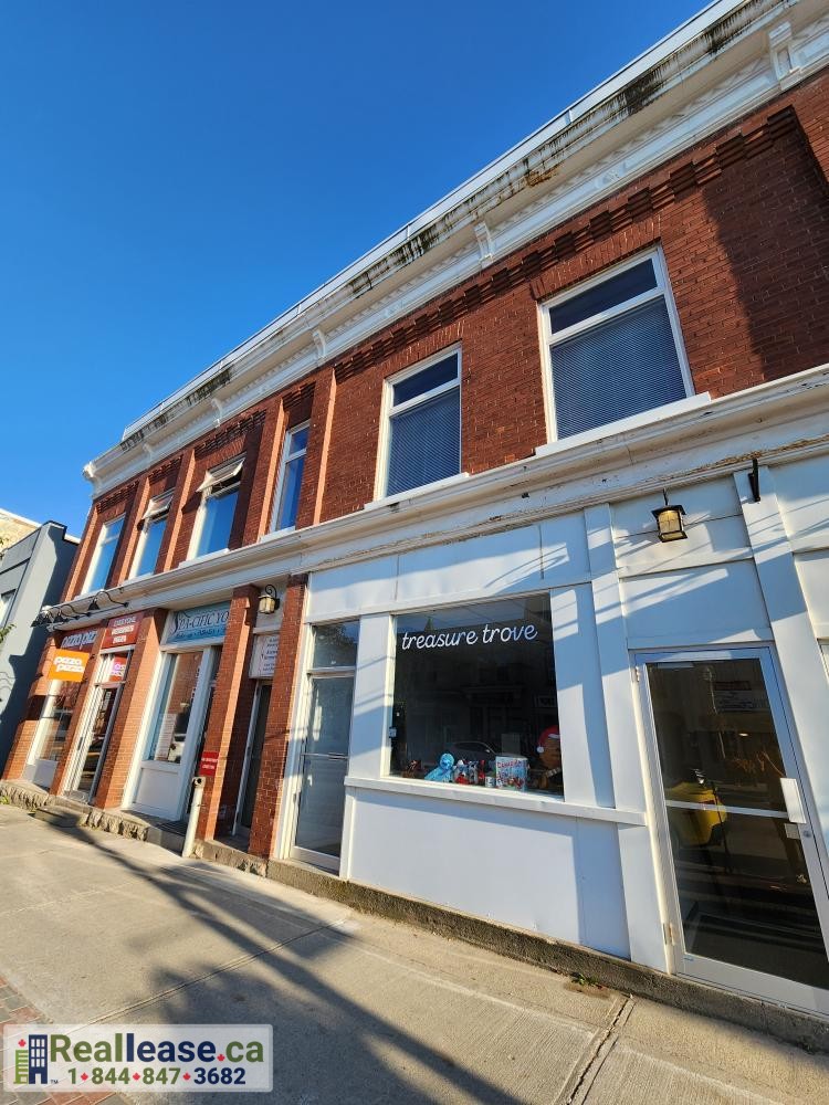 Commercial unit - store for lease in Shelburne 20